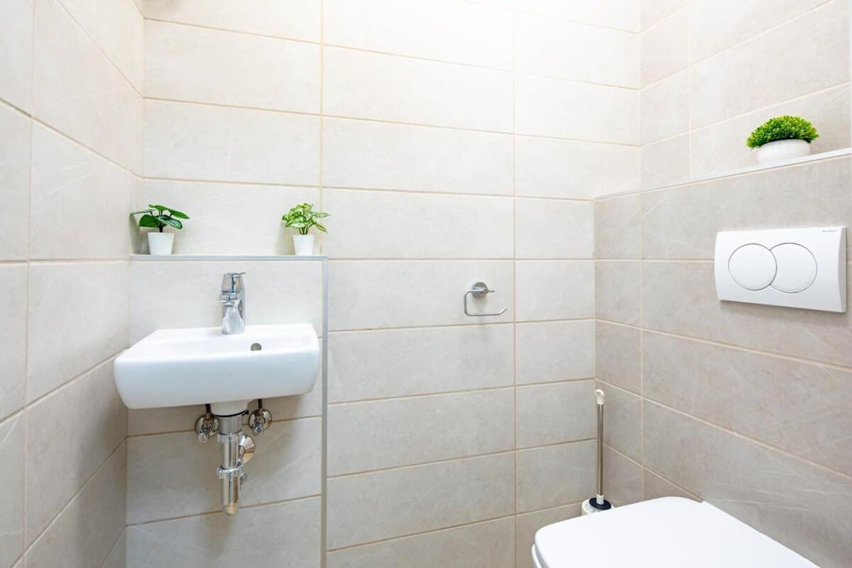 Apartament Free Parking - Balcony - Sunny - New Budapeszt Zewnętrze zdjęcie