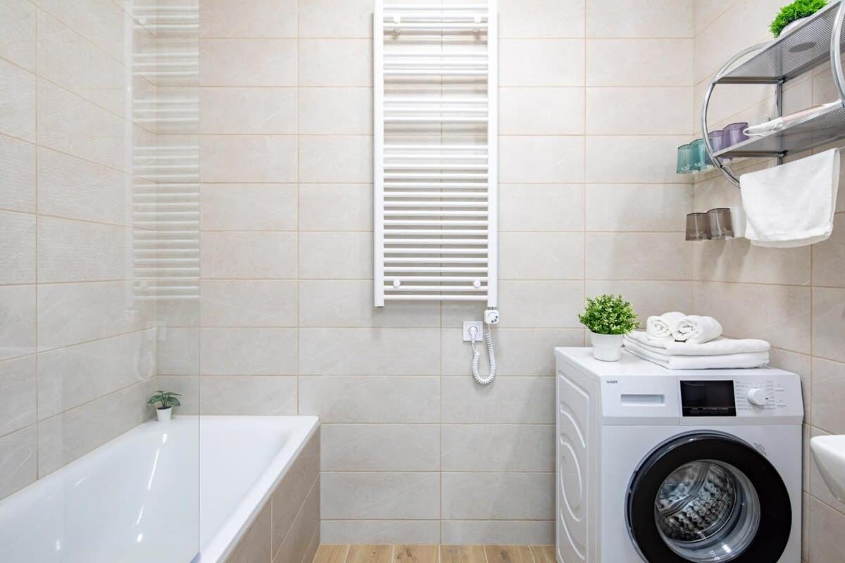 Apartament Free Parking - Balcony - Sunny - New Budapeszt Zewnętrze zdjęcie