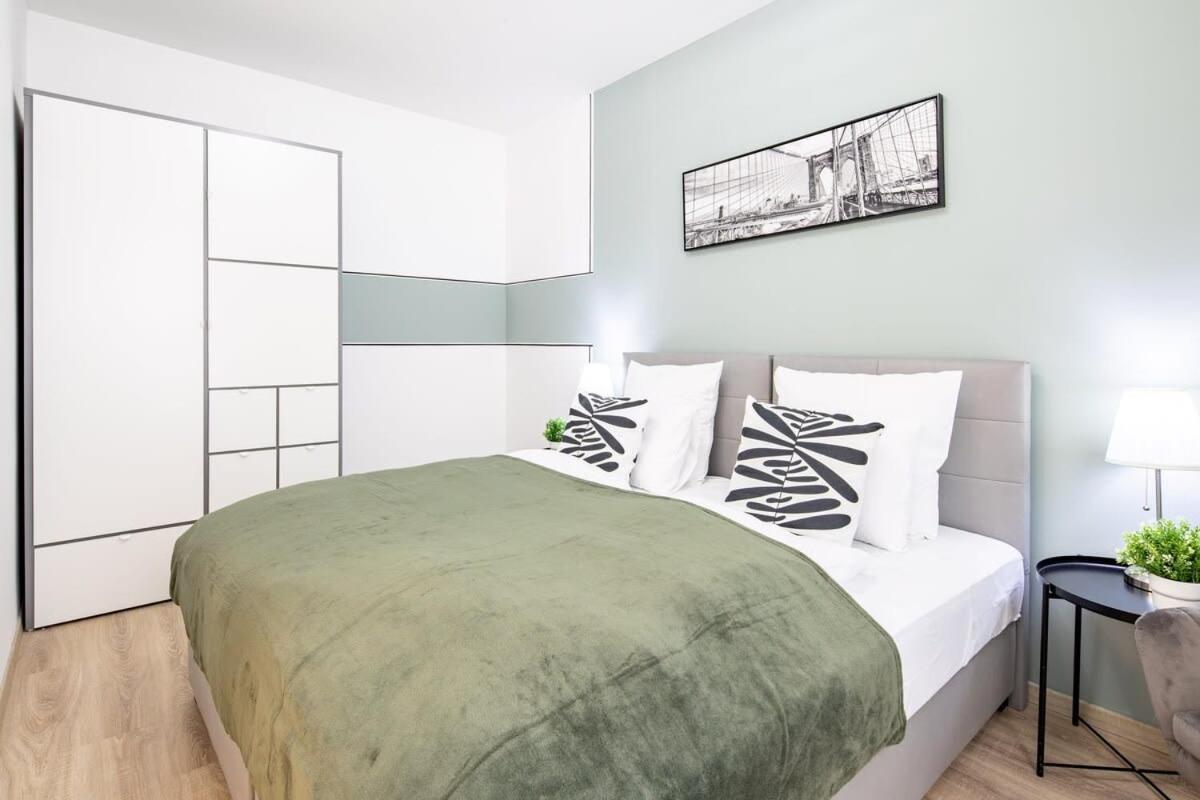 Apartament Free Parking - Balcony - Sunny - New Budapeszt Zewnętrze zdjęcie
