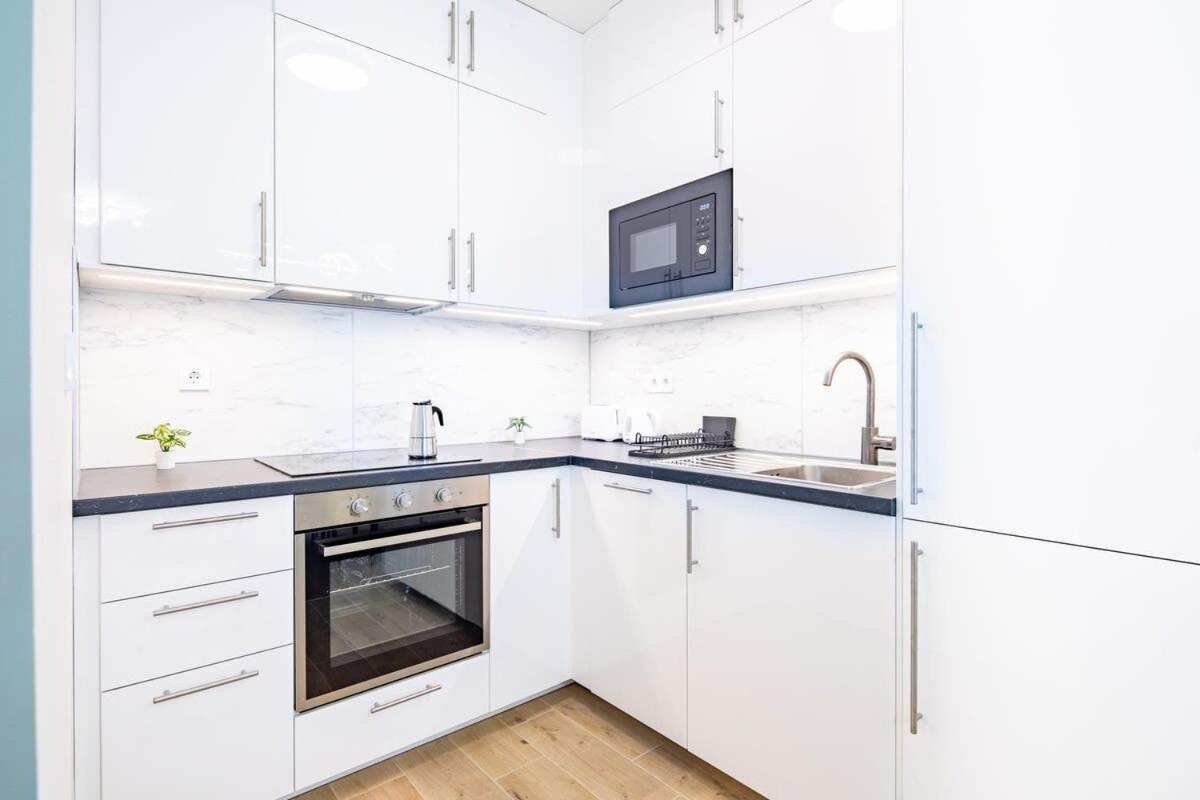 Apartament Free Parking - Balcony - Sunny - New Budapeszt Zewnętrze zdjęcie