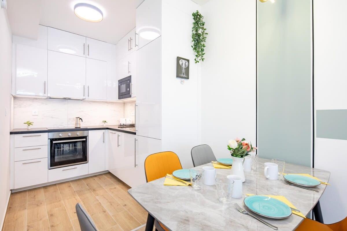 Apartament Free Parking - Balcony - Sunny - New Budapeszt Zewnętrze zdjęcie