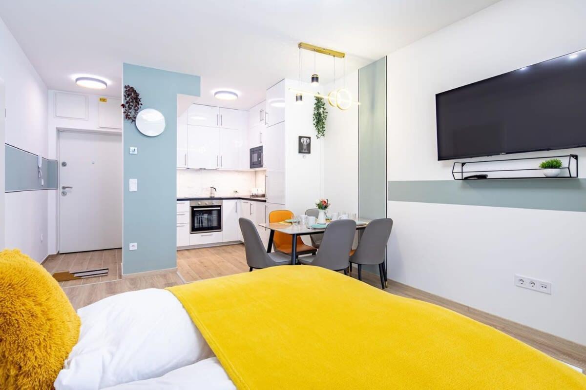 Apartament Free Parking - Balcony - Sunny - New Budapeszt Zewnętrze zdjęcie